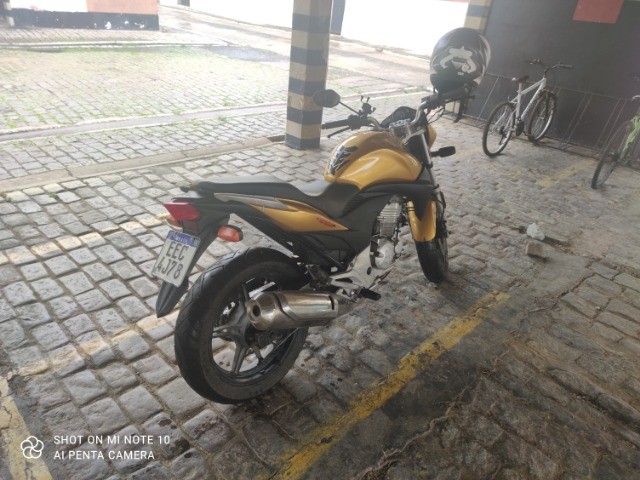 CB 300