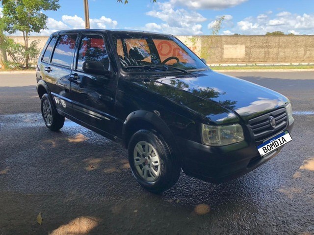 Fiat Uno Mille Way Econ2011 em Curitiba