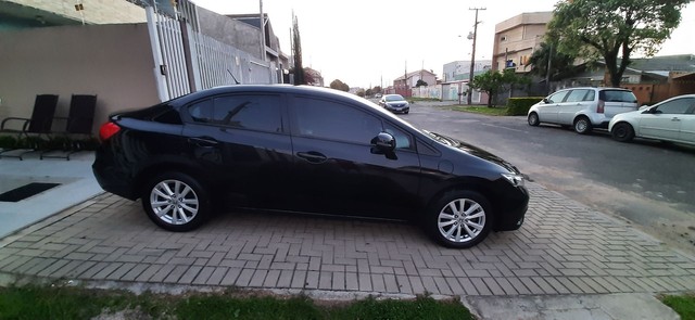 CIVIC 2012 COM BAIXA QUILOMETRAGEM
