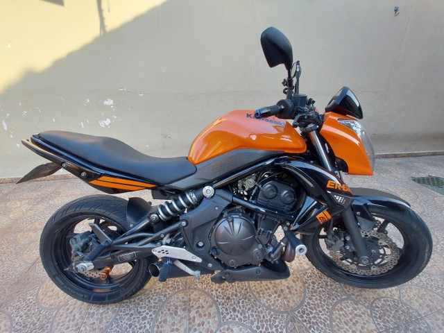 ER6N 2010