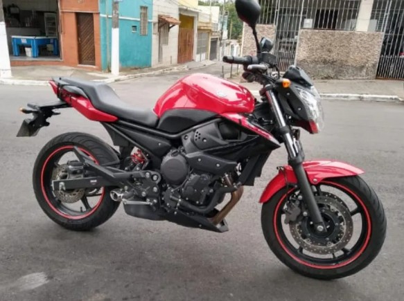 YAMAHA XJ 6 2012