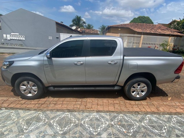 HILUX SRV 17/17