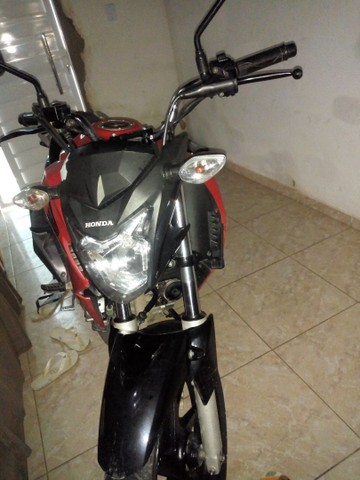 VENDO CB TWISTER 2018 PLACA MECORSU 2 PNEUS NOVOS ZERADOS NO PELO NO MEU NOME EMPLACADA