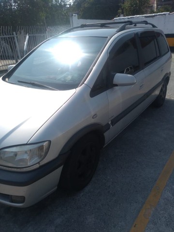 ZAFIRA ELITE 2005