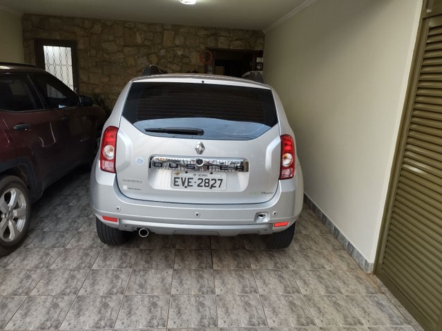 VENDO CARRO
