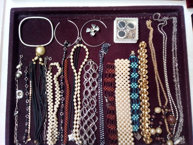 lote de bijouterias , ponta de estoque - Foto 2