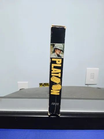 Platoon Vhs original importado  - Foto 3