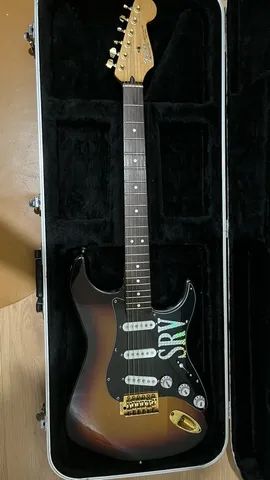 Fender Mexicana 1997 SRV customizada