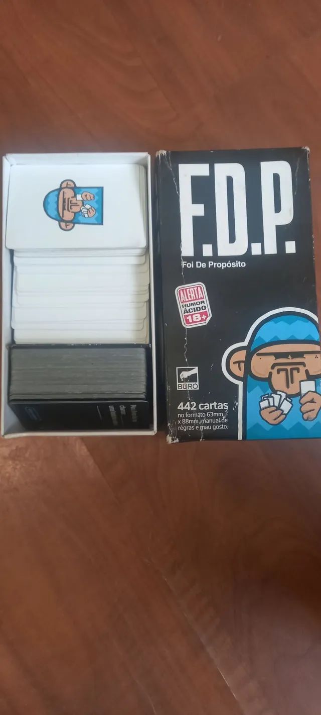 Jogo de cartas F.D.P - Hobbies e coleções - Putim, São José dos