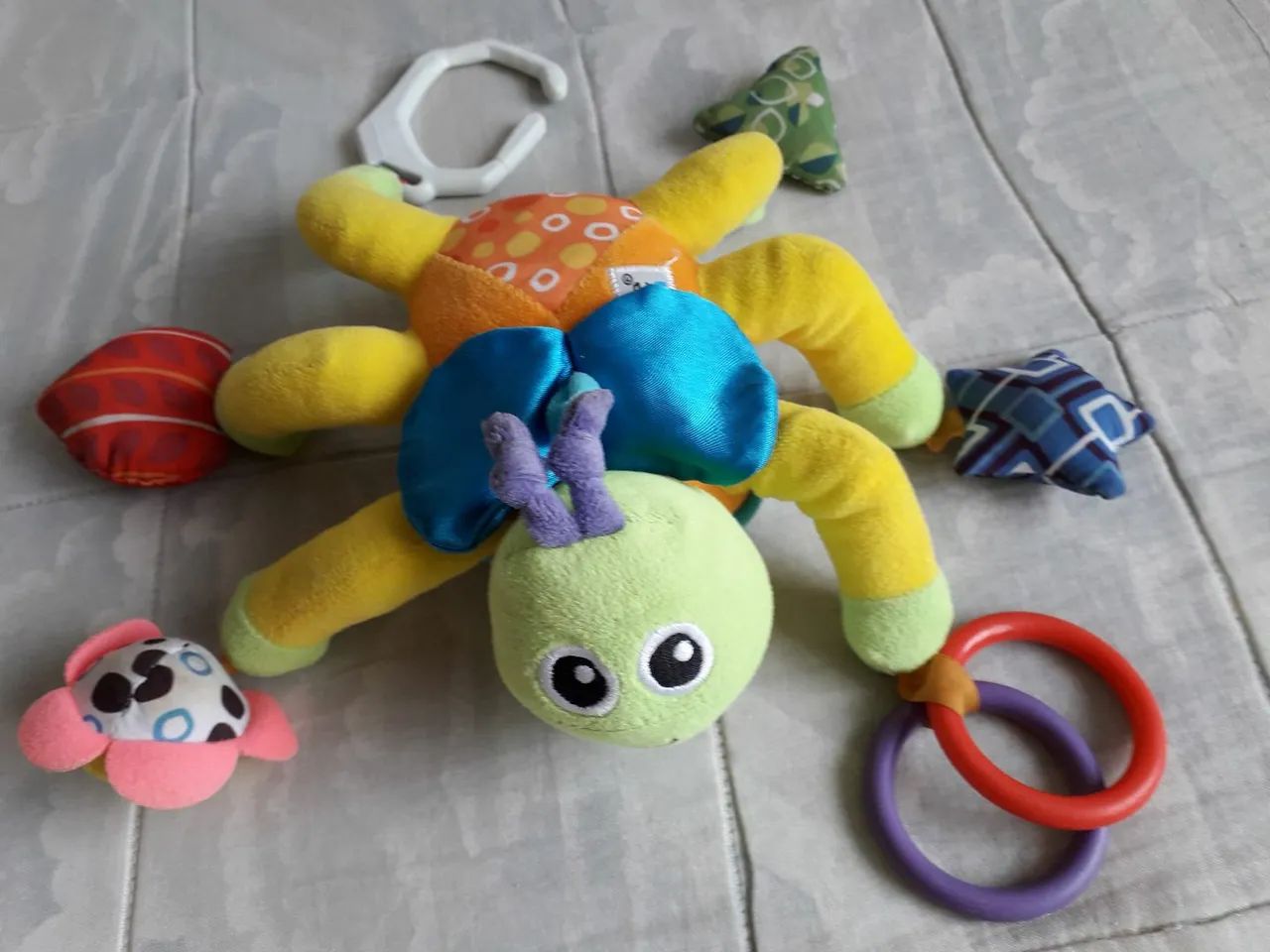 Brinquedo de carrinho de bebês 