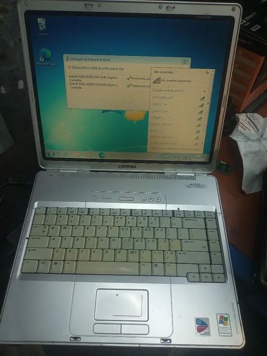 Notebook compac antigo 