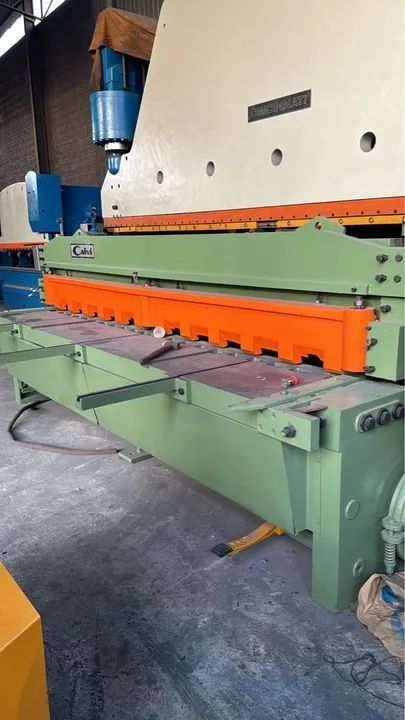 Guilhotina Calvi mecânica, 3.000x1/4 - Foto 2