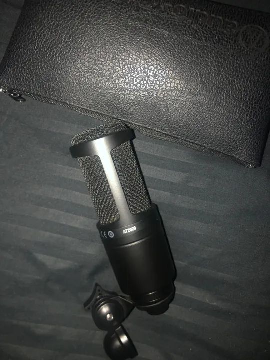 Kit Microfone Audio Technica AT2020 + FONE AUDIO TECHNICA ATH-M20x