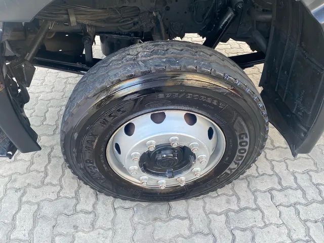 Vw 17-260 Constellation 2017 122.000 km + Basculante Randon (zero) - Foto 11