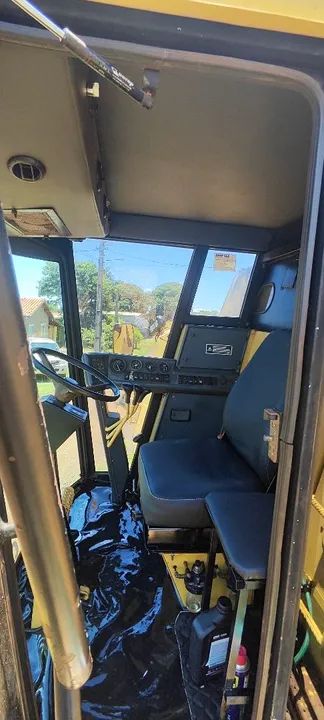 Trator New Holland TC57 - Excelente estado - Foto 2