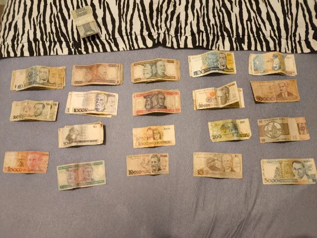 Cédulas antigas para colecionadores
