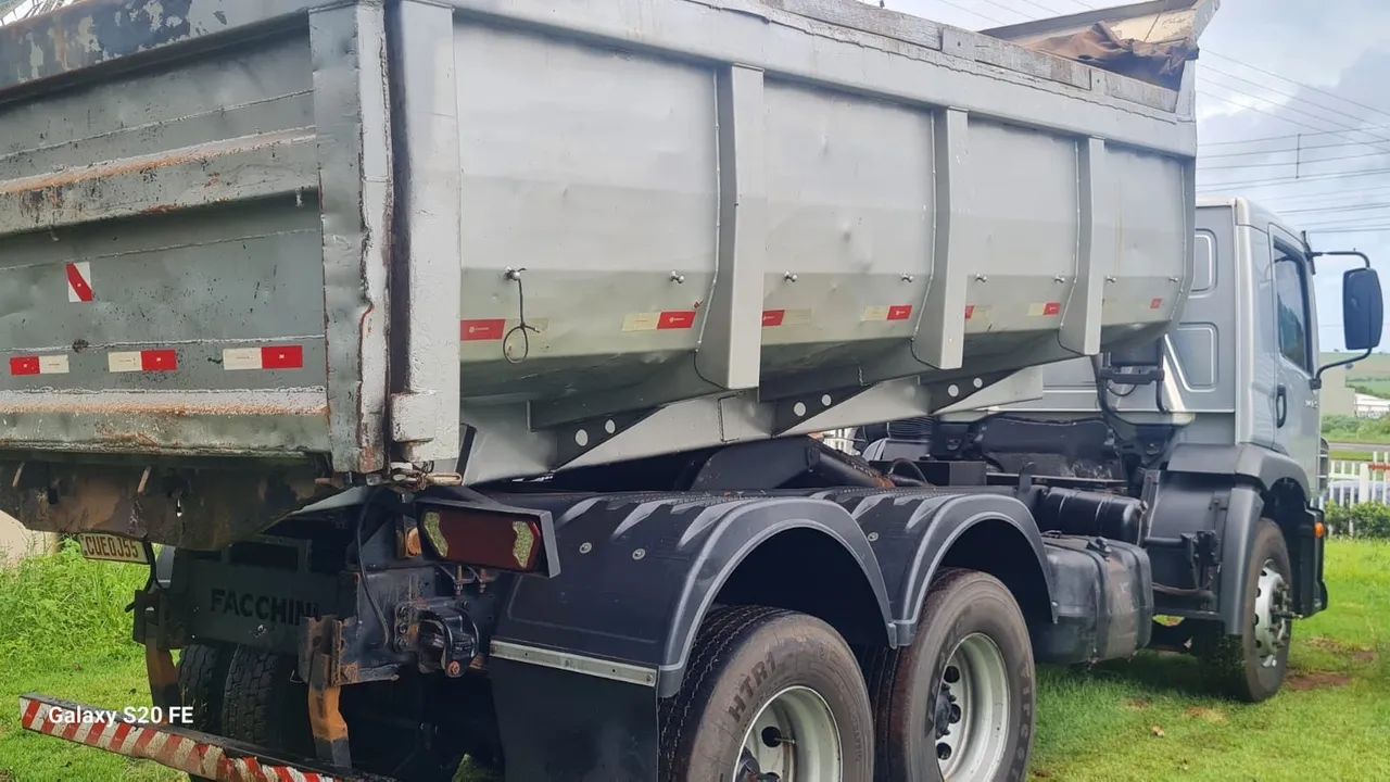 Caminhão a Diesel em Ótimo Estado - Foto 5