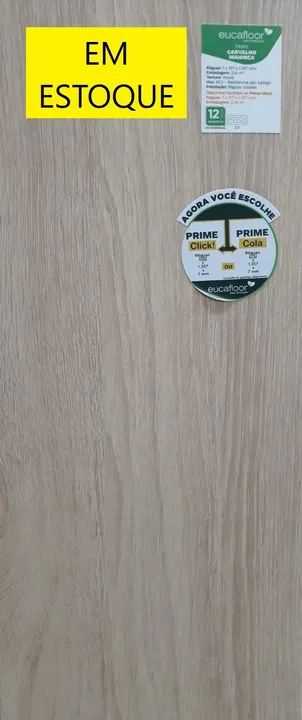Piso laminado click com acessórios