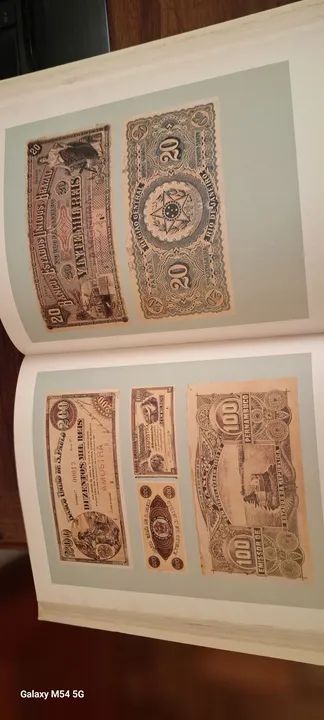 Livro de cedulas e moedas ,catálogo 