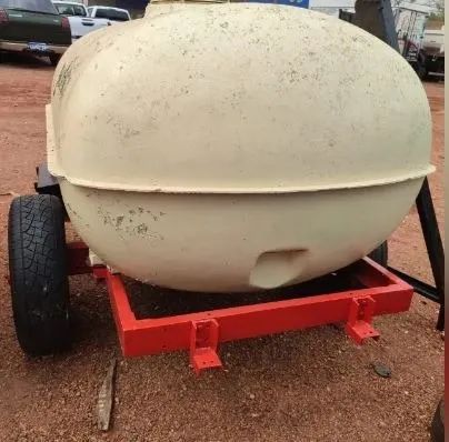 Tanquinho Agricola 2.000 lts