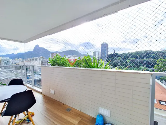 Apartamento em Botafogo RJ: 100m², 3 quartos, 2 banheiros