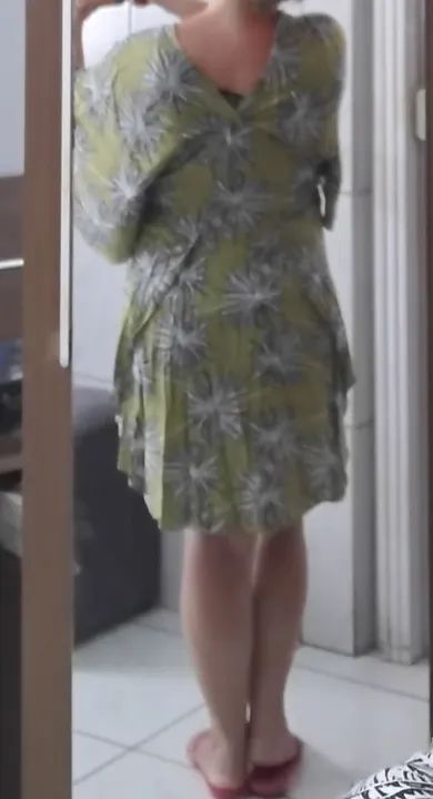 Vestido estampado floral verde - Foto 2