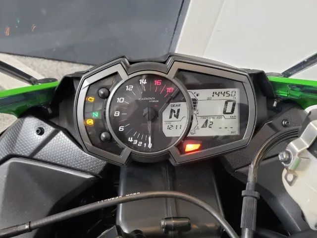 Kawasaki Zx-6r 636cc 2021 - 1417216201 | OLX