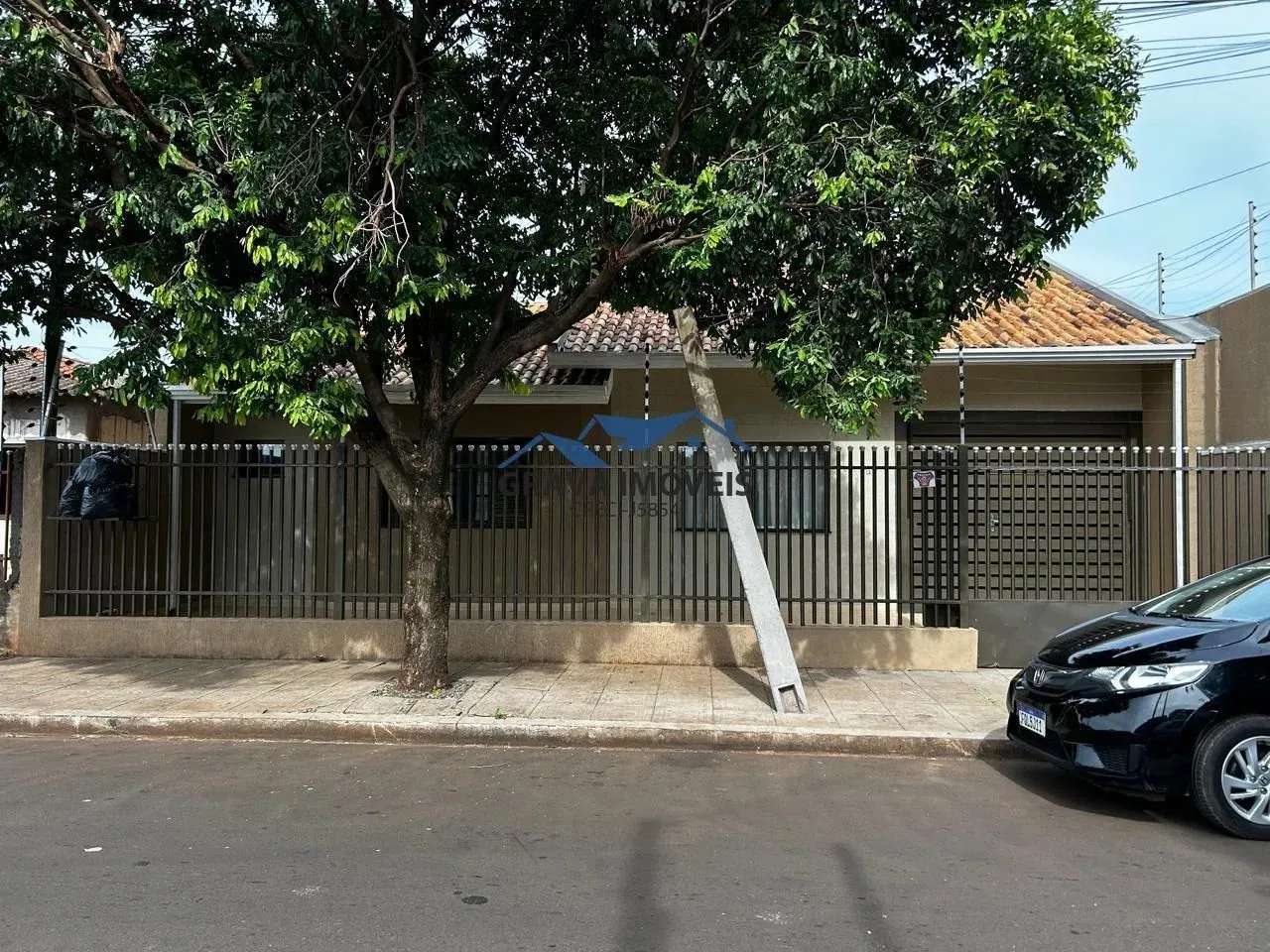 Casa 3 dormitórios para Venda em Sarandi, jardim cometa, 3 dormitórios, 1 suíte, 2 banheir