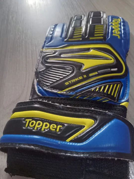 Luva de Goleiro Topper - Foto 4