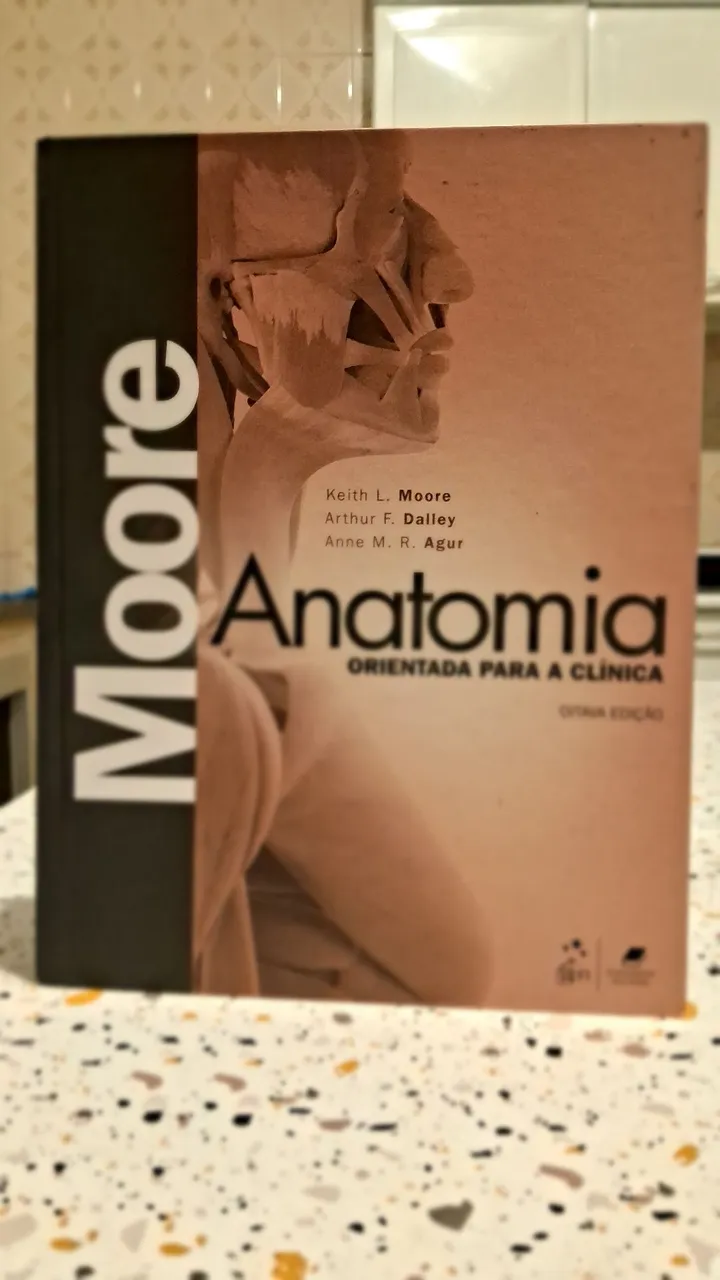 Livro Anatomia Orientada para a Clínica - Moore