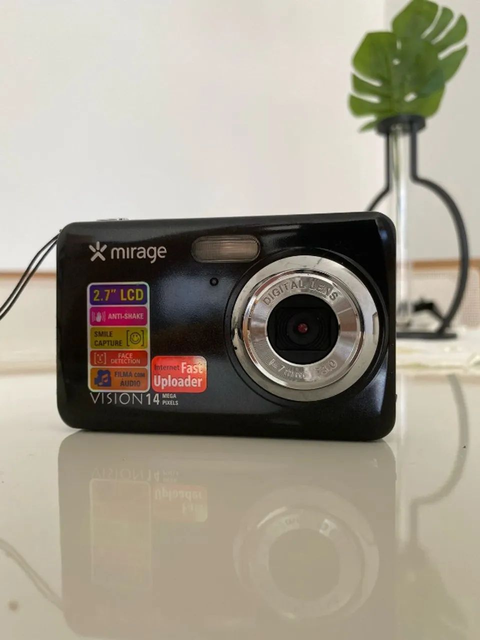 Câmera Digital Mirage Vision 14.0MP LCD 2.7''