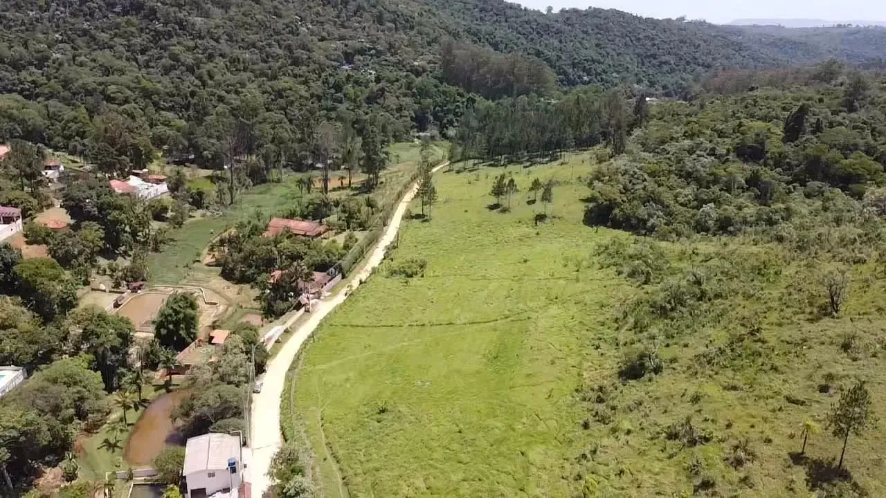 Vista panorâmica e estrutura completa em São Roque!