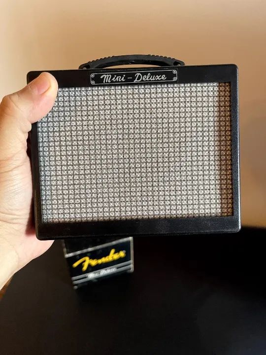 Amplificador Fender MIni Deluxe - usado - Foto 3