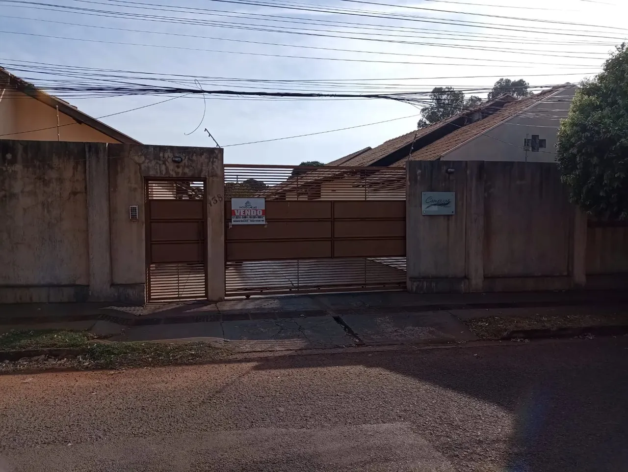 Aluguel - Casa Condomínio - Região Tijucas - 1 suite e 1 quarto
