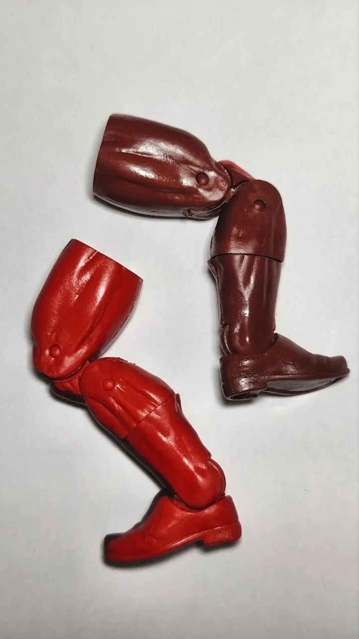 Marvel Legends 2 pernas p/ boneco Legends - perna direita e perna esquerda ideal p/ custom - Foto 3