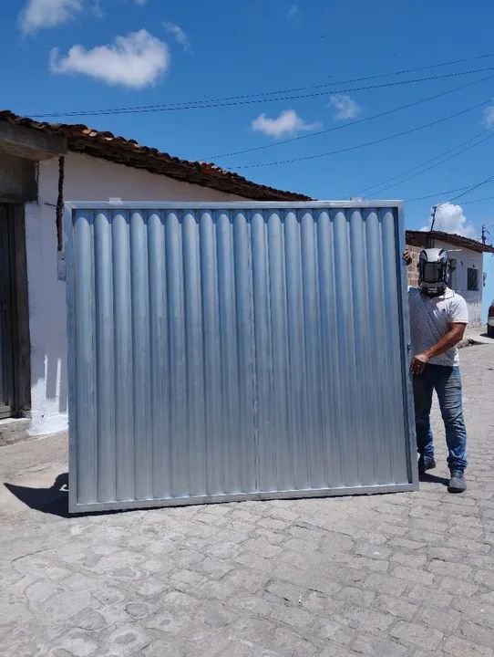 Portão de correr com portinha - Foto 6