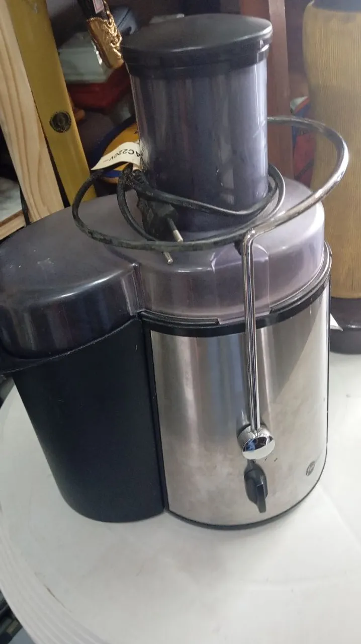 Juicer - Espremedor de Frutas