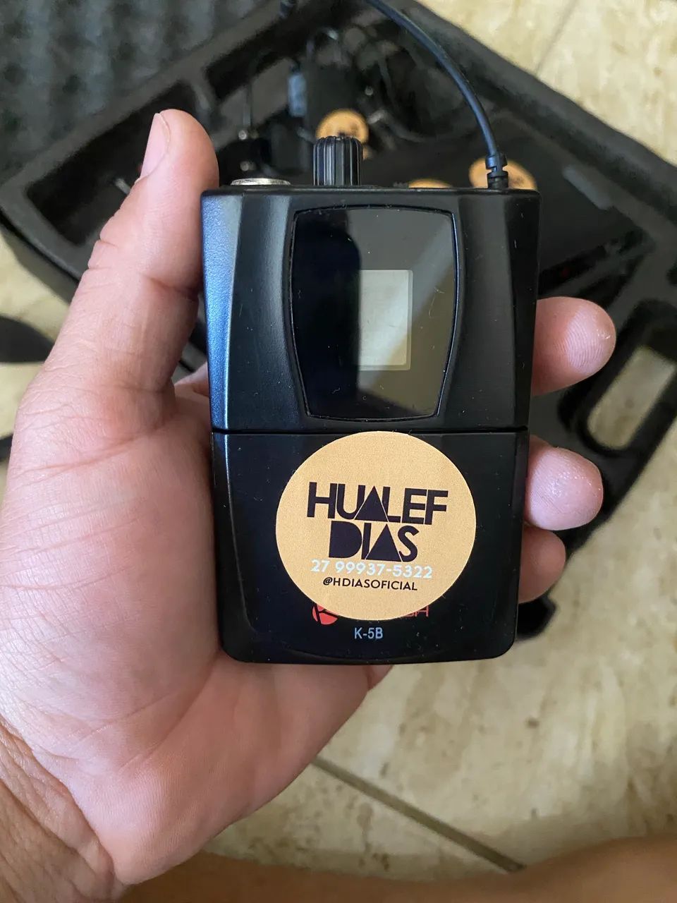 Microfone De Cabeça / transmissor Sem Fio Profissional Uhf Kadosh