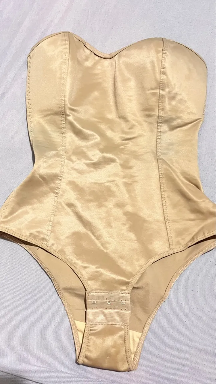 Body Modelador Bege