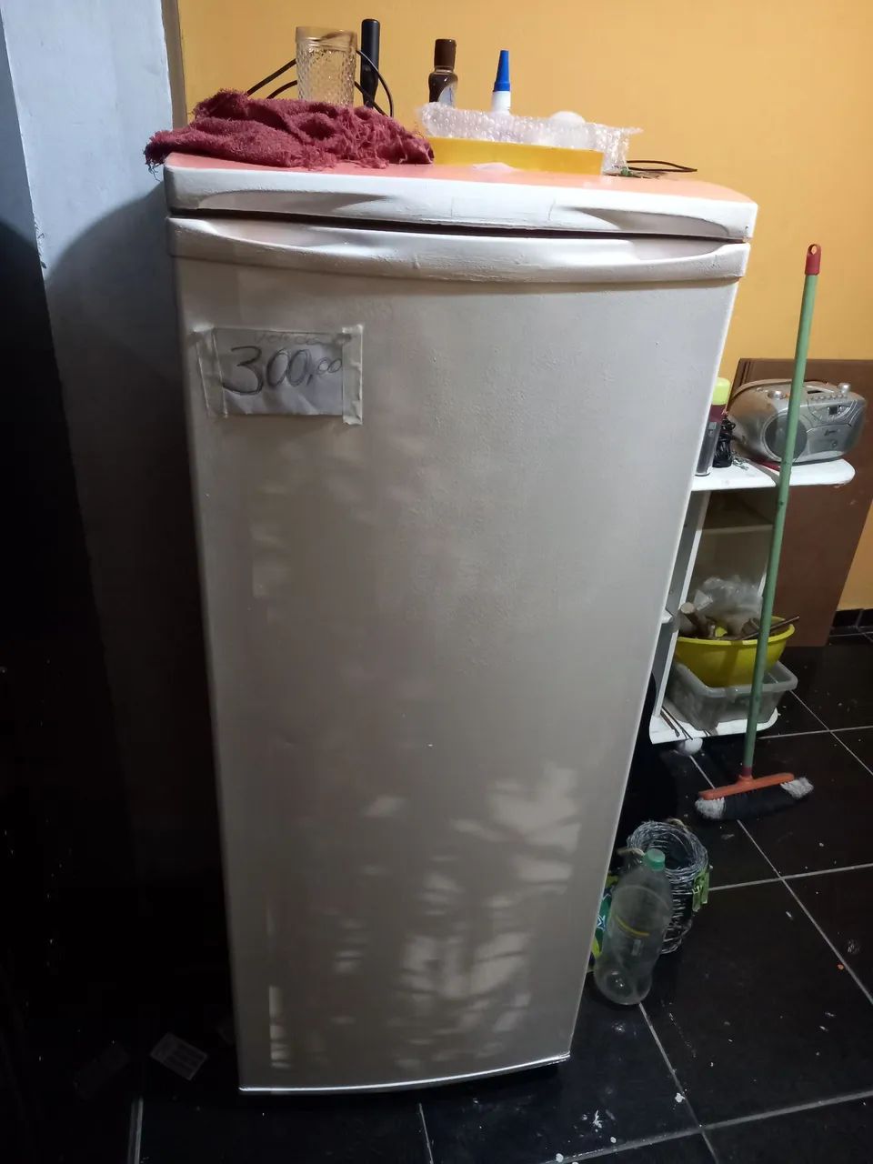 Geladeira Pequena