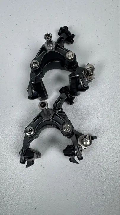 PAR FERRADURA SHIMANO ULTREGA SEMI NOVAS  - Foto 3