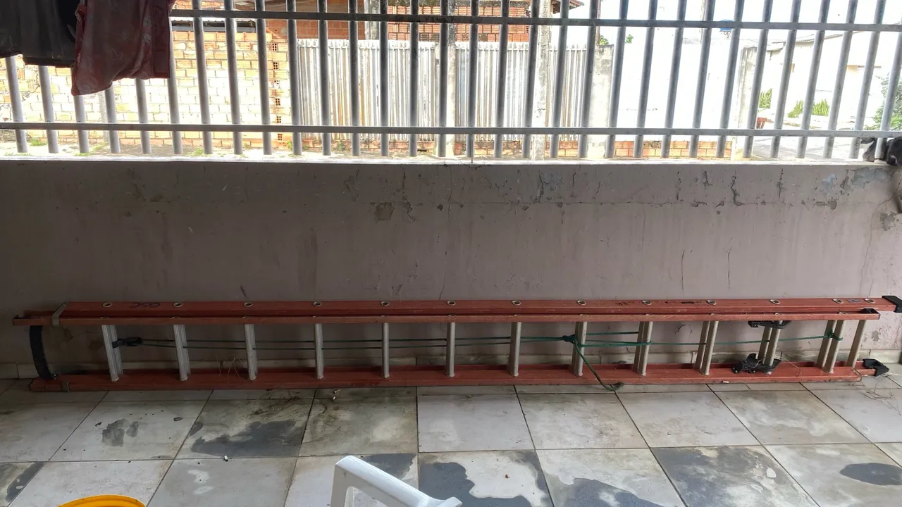 Escada de Fibra de vidro