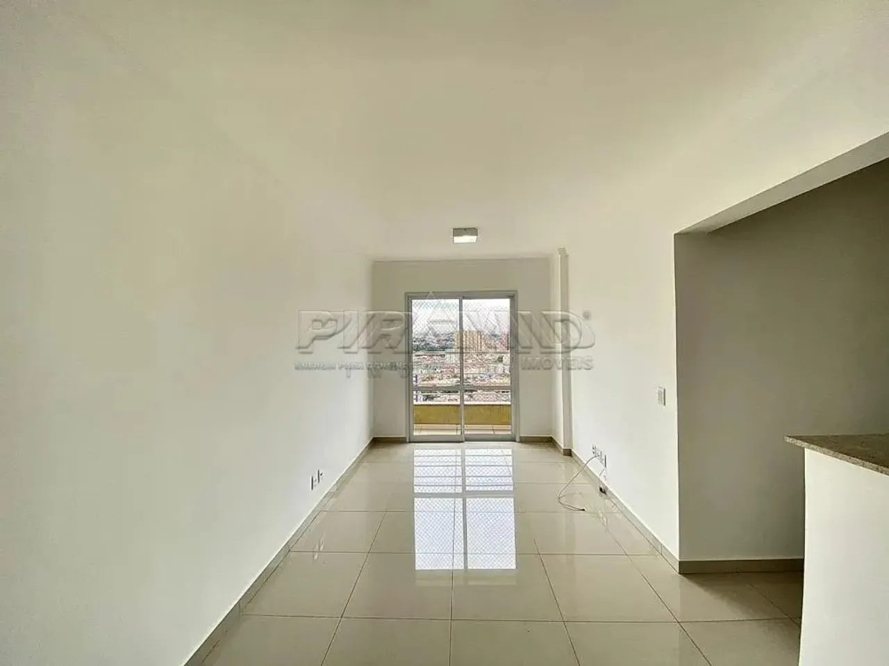 Apartamento padrão com 70.94m², bairro Jardim Macedo, Zona Leste em Ribeirão Preto/SP.