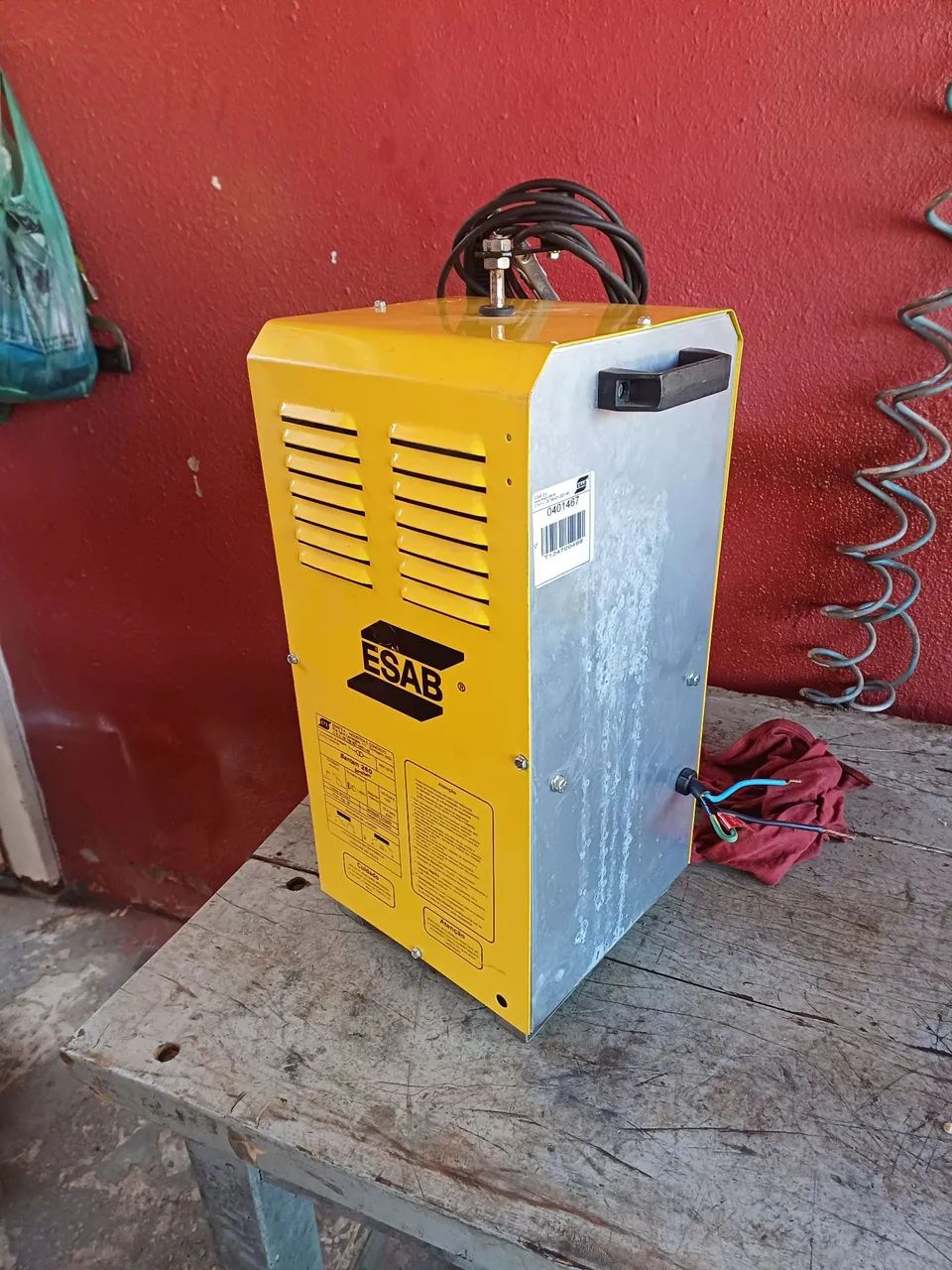 Máquina de Solda ESAB 250A 