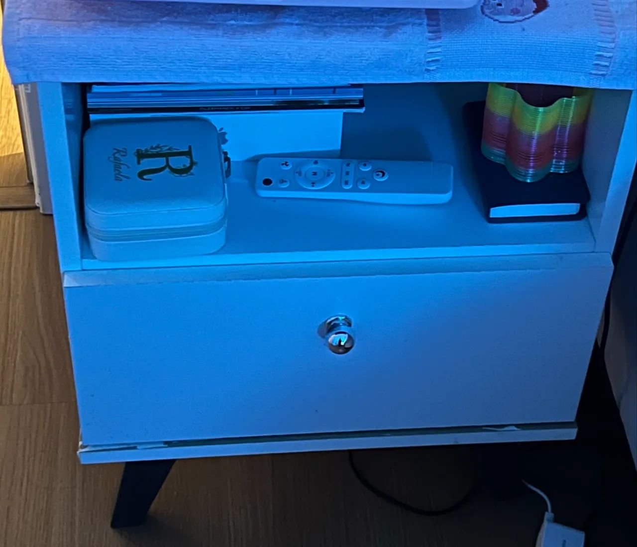 Cada de Mesa de cabeceira64254656817921121