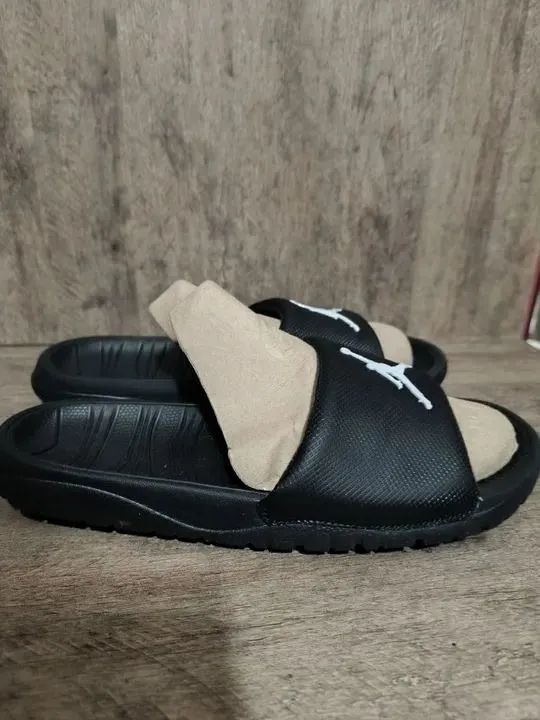 Chinelo Nike Jordan - Preto - Foto 3