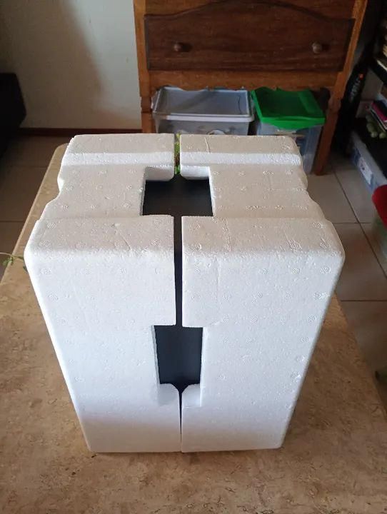 Par de Monitores de Referência Yamaha HS5 seminovos   - Foto 5