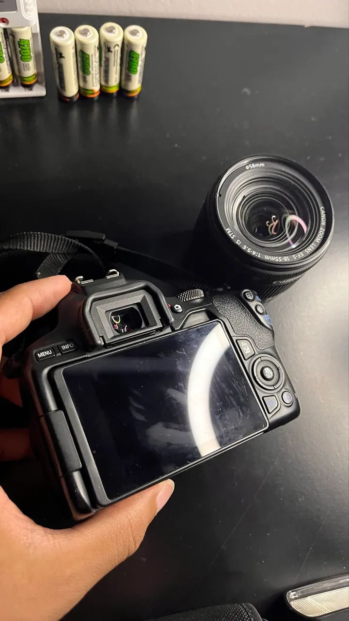 Cânon SL3 + Lente 18-55mm + Equip. (Negociável)