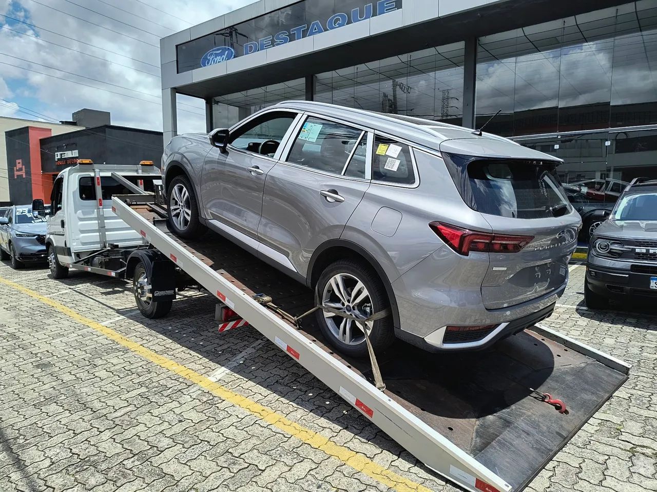 Caminhão Iveco Daily 35S14 para venda - Ótimo estado - Foto 6