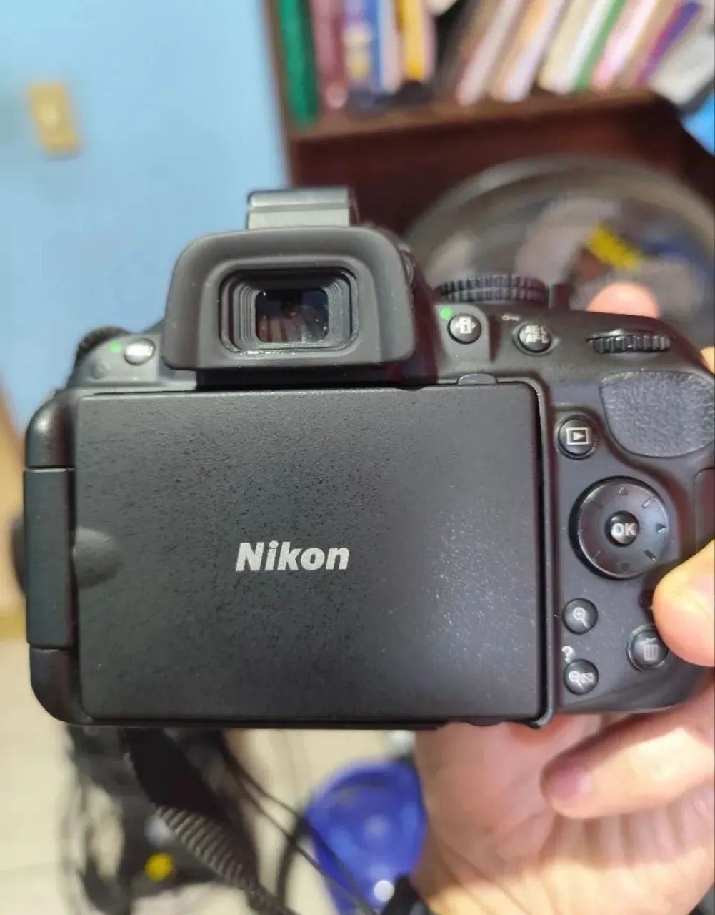 Nikon D5200 + 4 Lentes + 2 Baterias - Kit Completo DSLR - Foto 2